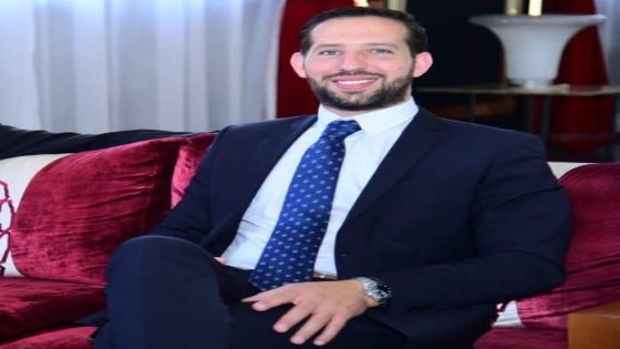 الدكتور عمر لزرق.. نموذج الطبيب العصامي والسياسي القريب من المواطنين يحتفل بعيده